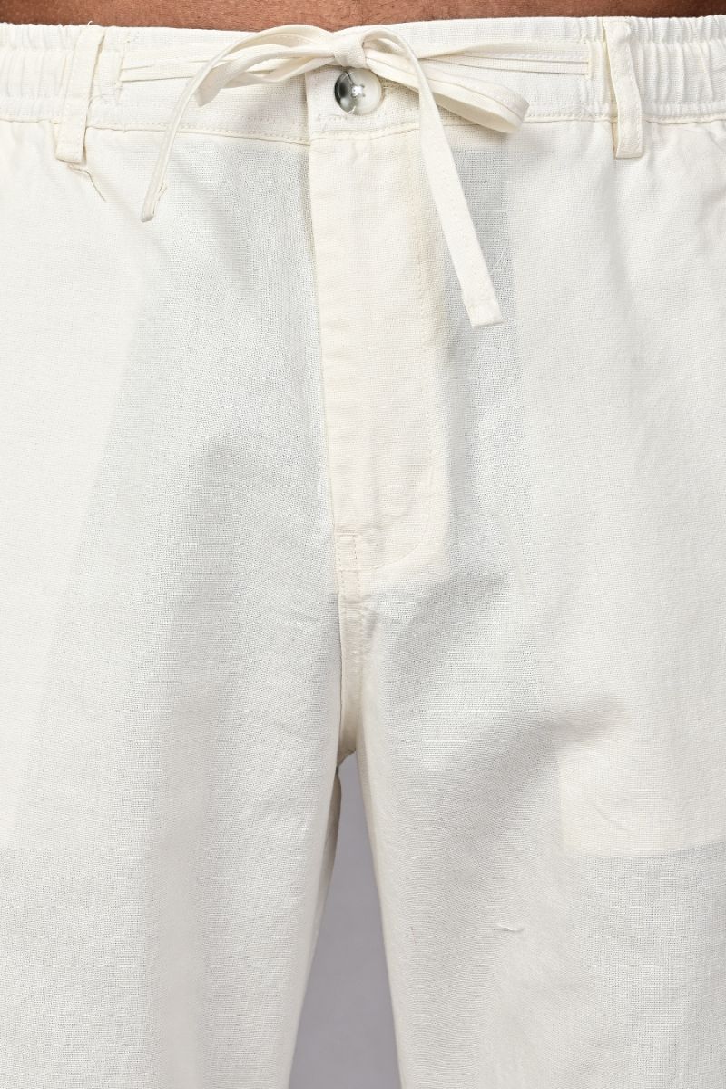 STAGBEETLE White Loose Fit Cotton Pant For Men view 3
