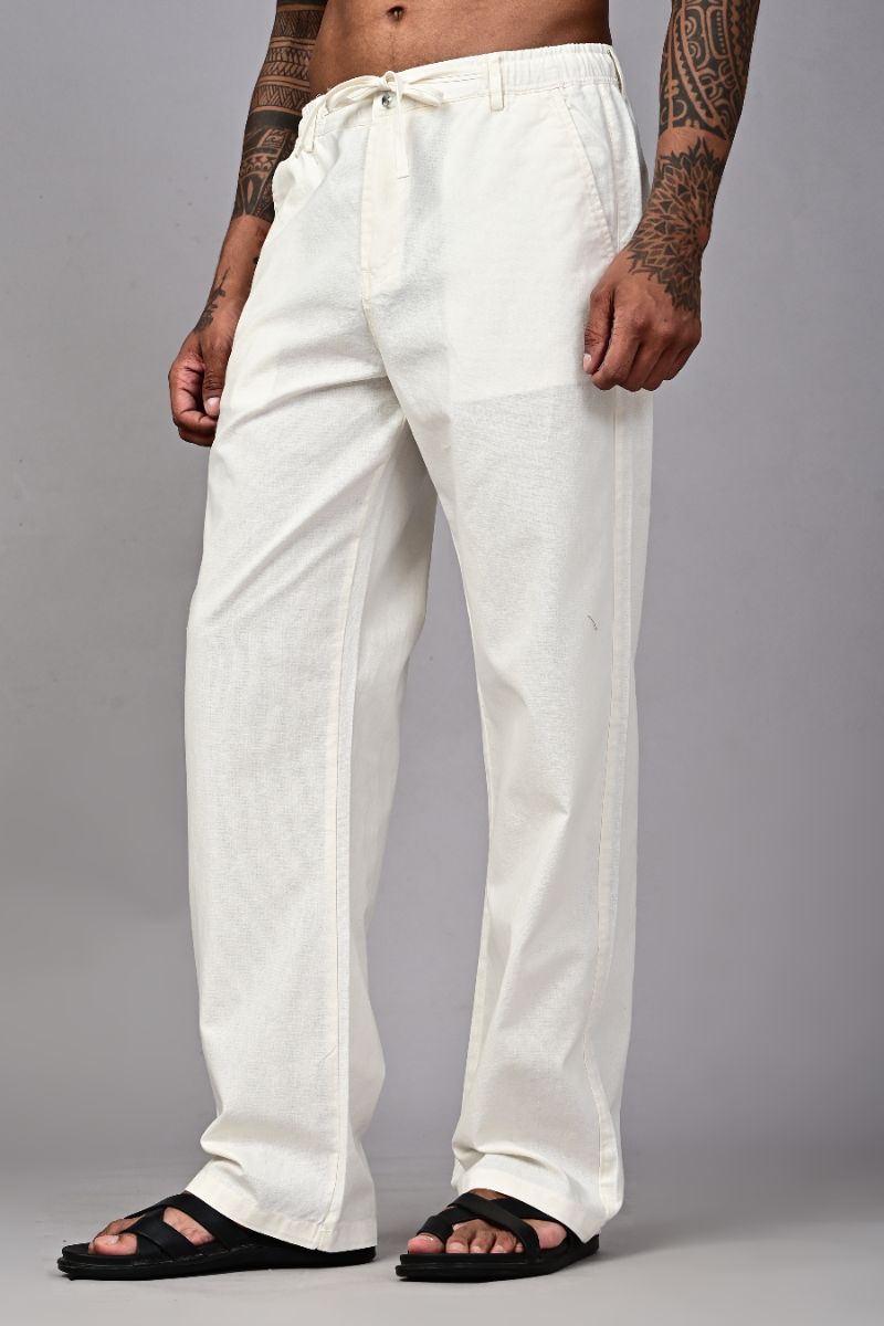 STAGBEETLE White Loose Fit Cotton Pant For Men view 4