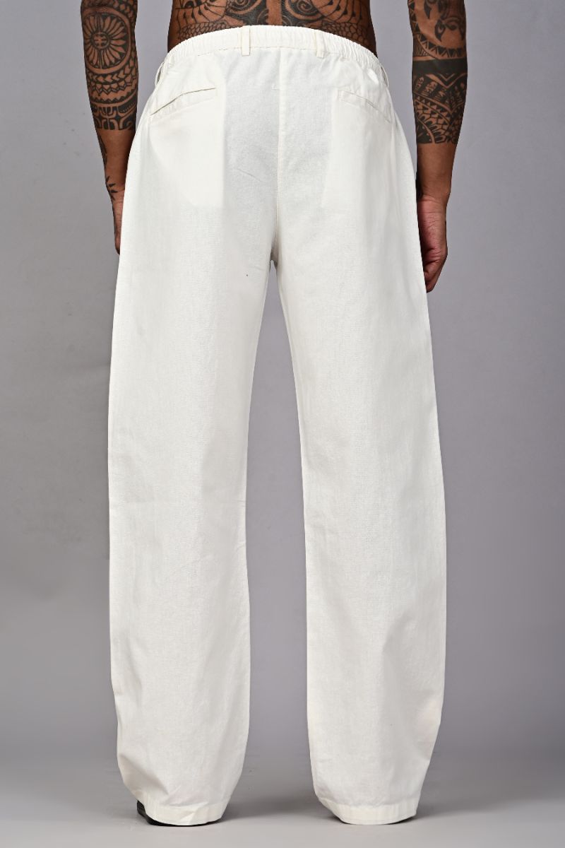 STAGBEETLE White Loose Fit Cotton Pant For Men view 5